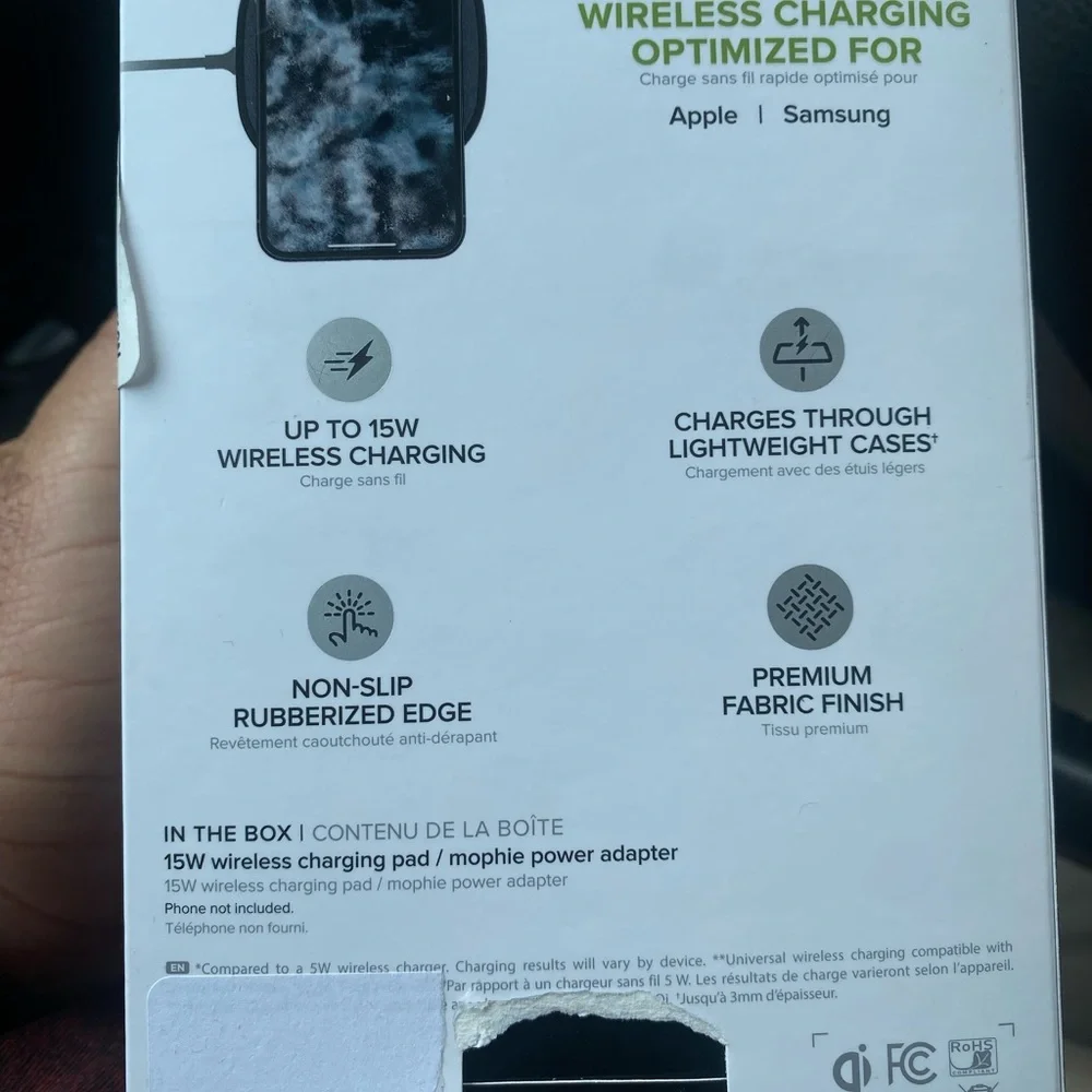 NEW mophie 15W Universal Wireless Charge Pad, Qi-Compatible Charger